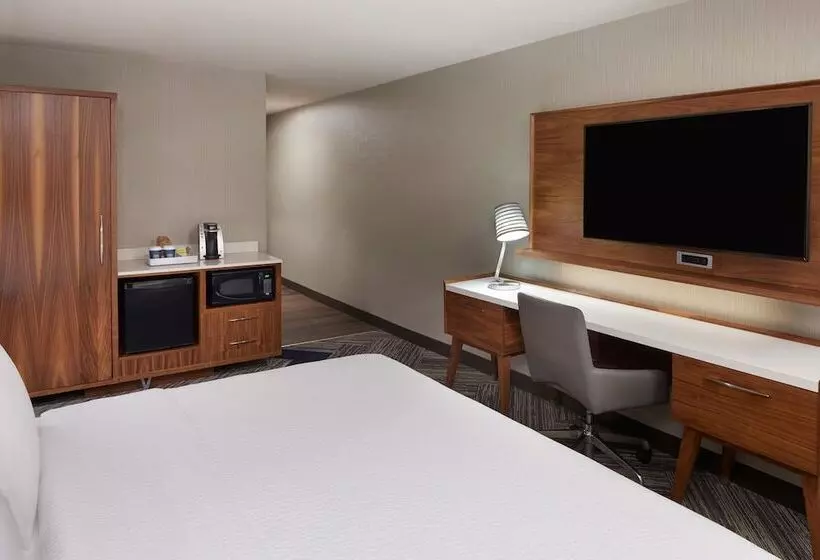 مُتل Four Points By Sheraton Vaughan