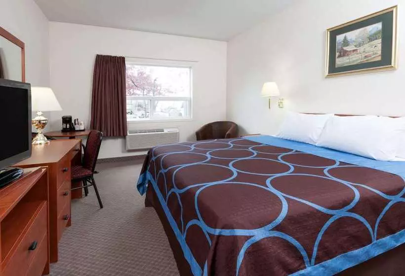 汽车旅馆 Super 8 By Wyndham Edmonton/west