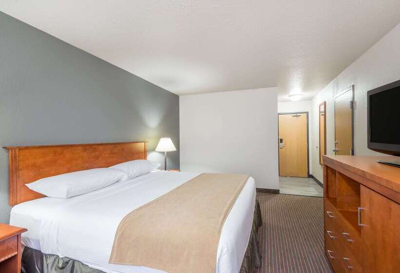 Motel Super 8 By Wyndham Grande Prairie