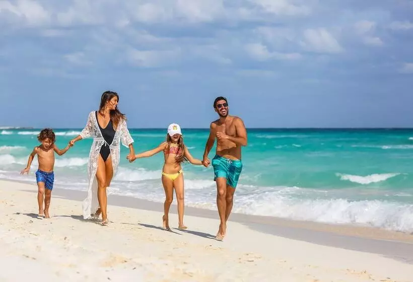 Resort Park Royal Beach Cancun  All Inclusive