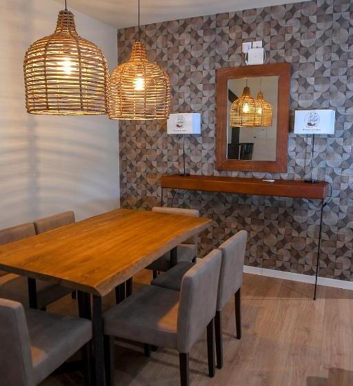 تختخواب و صبحانه O Cantinho Dos Cabrais