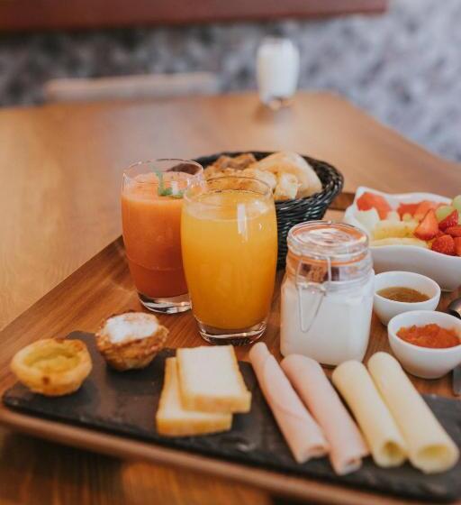 تختخواب و صبحانه O Cantinho Dos Cabrais