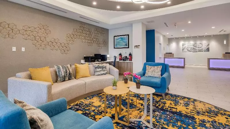 ホテル Best Western Plus Mid County