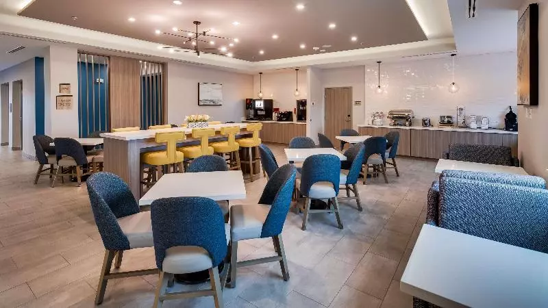 ホテル Best Western Plus Mid County