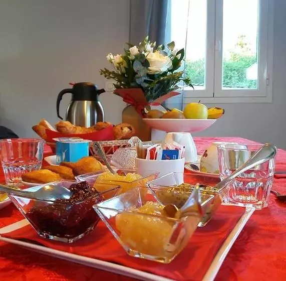 Aamiaismajoitus (B&B) Chambres D Hôtes Les Iris