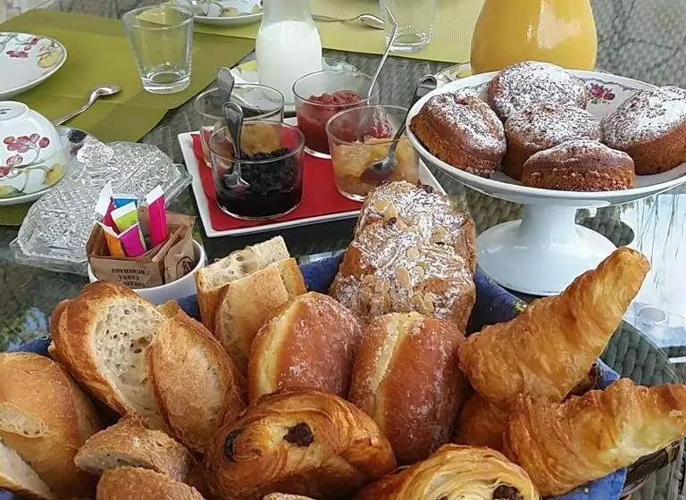 Aamiaismajoitus (B&B) Chambres D Hôtes Les Iris