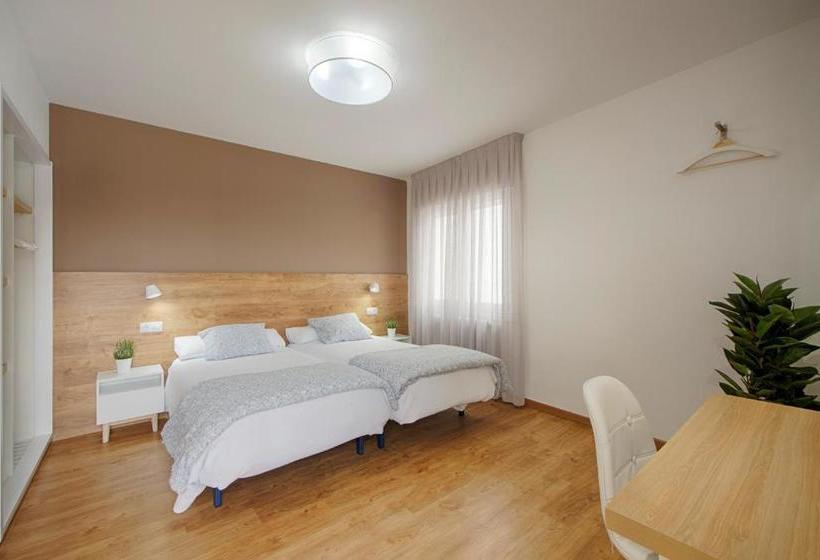 민박 Hostal Restaurante Lugano