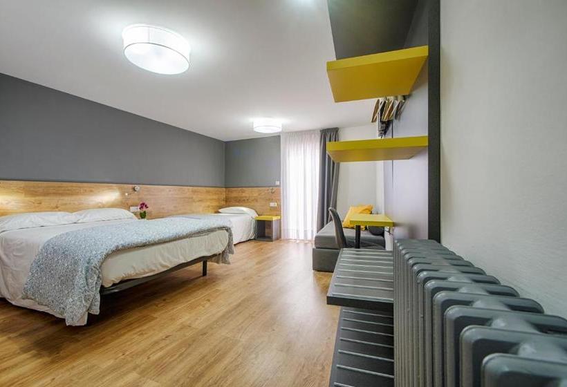 민박 Hostal Restaurante Lugano