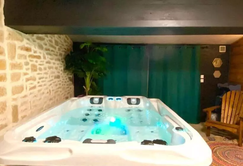 ベッドアンドブレックファースト Le Cocon Bohème   Espace Bien être Avec Spa   Piscine Chauffée