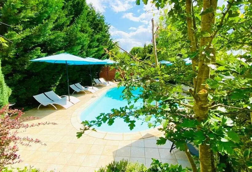 ベッドアンドブレックファースト Le Cocon Bohème   Espace Bien être Avec Spa   Piscine Chauffée
