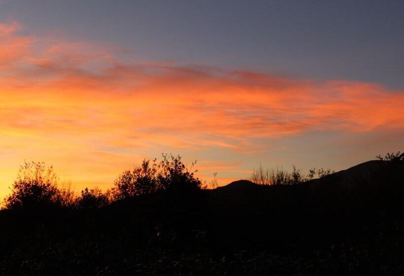 Excellent Cottage In Santa Comba With Communal Swimming Pool