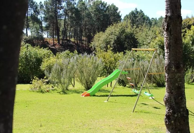 Excellent Cottage In Santa Comba With Communal Swimming Pool