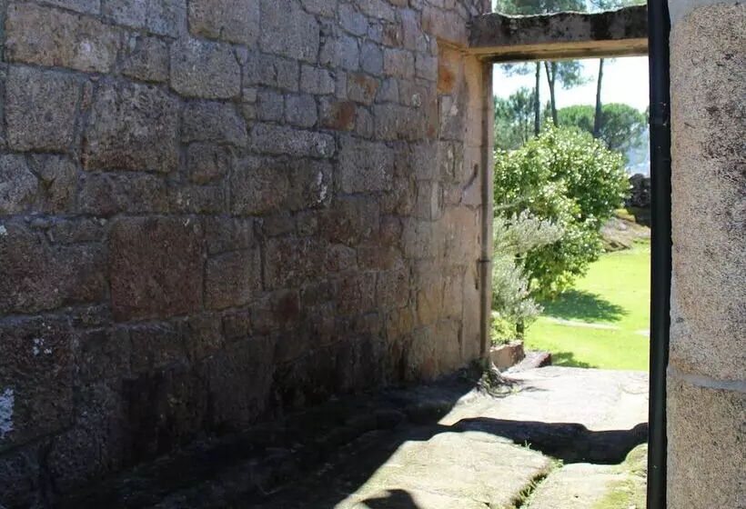 Excellent Cottage In Santa Comba With Communal Swimming Pool