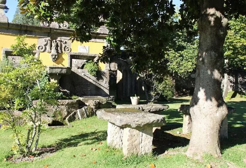 Excellent Cottage In Santa Comba With Communal Swimming Pool