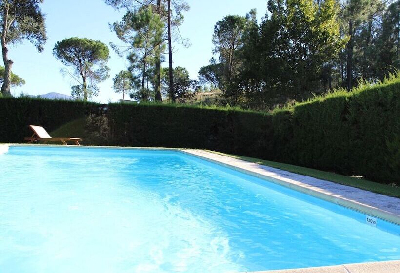 Excellent Cottage In Santa Comba With Communal Swimming Pool