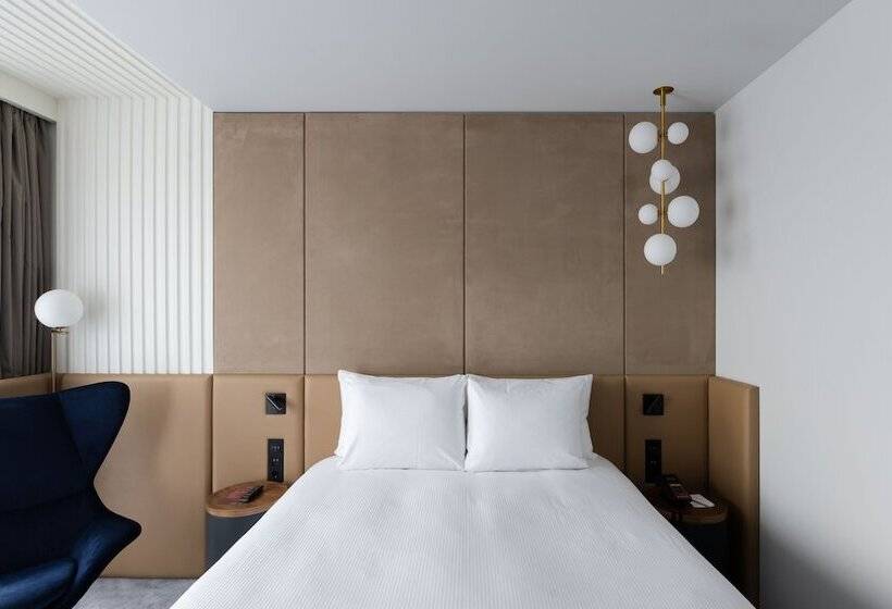 ホテル Mövenpick Moscow Taganskaya