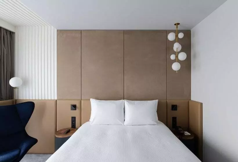 ホテル Mövenpick Moscow Taganskaya