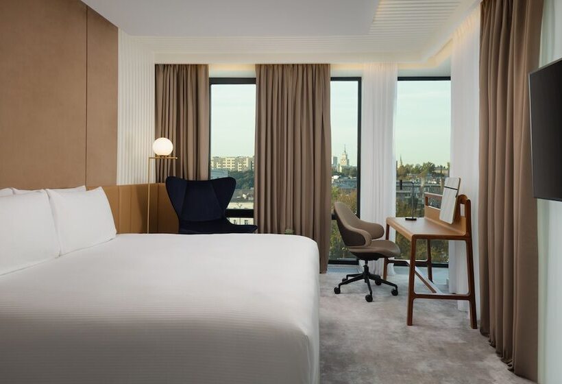 ホテル Mövenpick Moscow Taganskaya