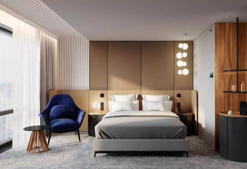ホテル Mövenpick Moscow Taganskaya