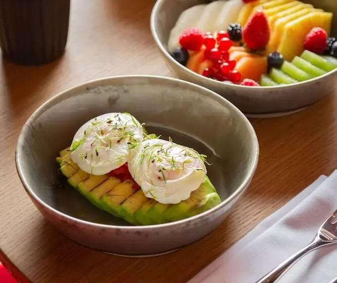 ホテル Mövenpick Moscow Taganskaya