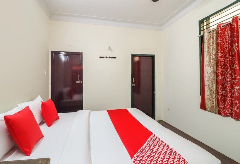 Otel Oyo 46738 Egmore Shelters