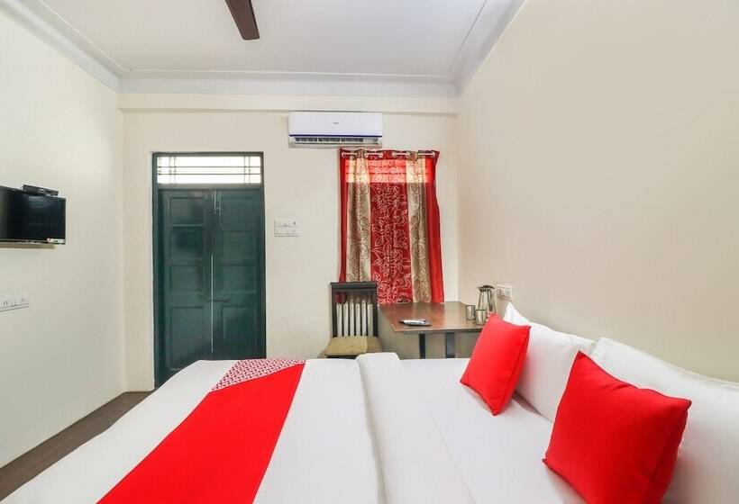 Otel Oyo 46738 Egmore Shelters