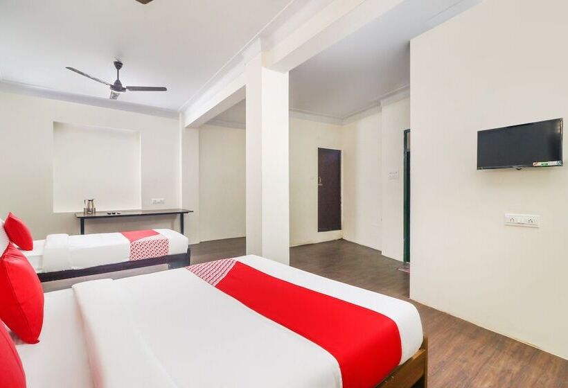 Otel Oyo 46738 Egmore Shelters