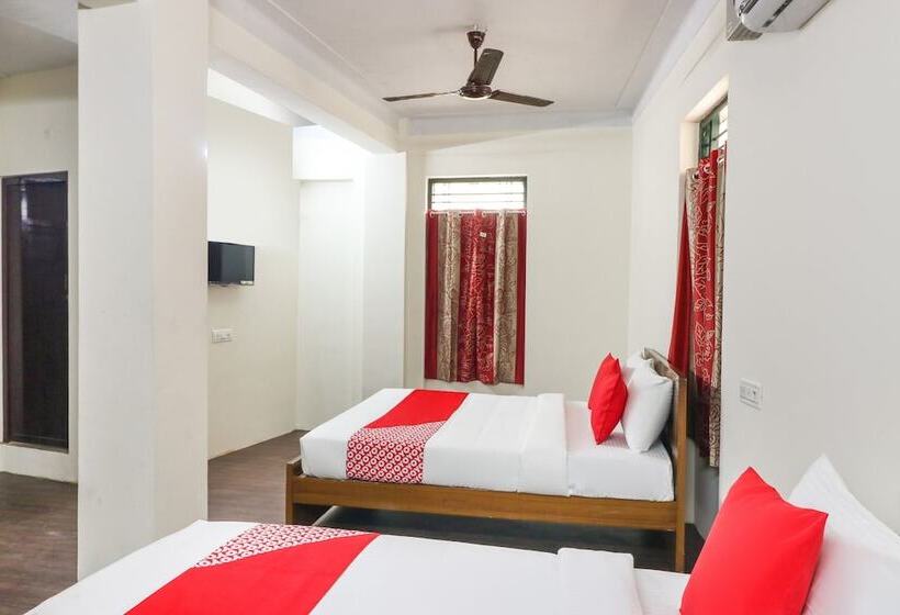 Otel Oyo 46738 Egmore Shelters