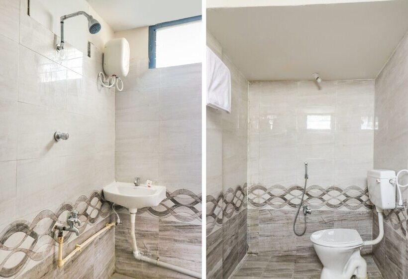 Otel Oyo 46738 Egmore Shelters