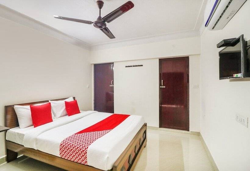 Otel Oyo 46738 Egmore Shelters