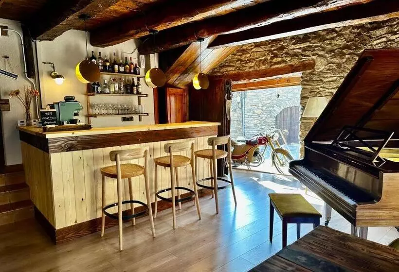 L Hotelet D Estamariu Cal Teixidor