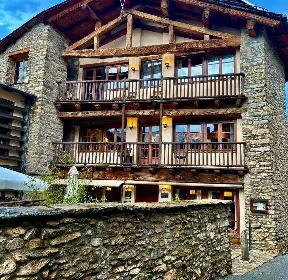 L Hotelet D Estamariu Cal Teixidor