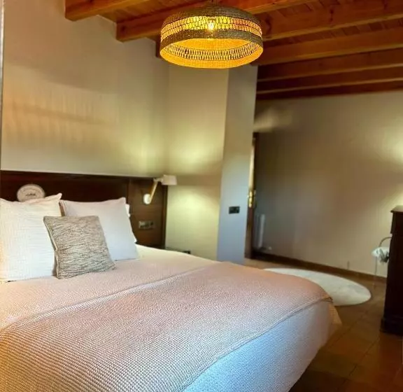 L Hotelet D Estamariu Cal Teixidor