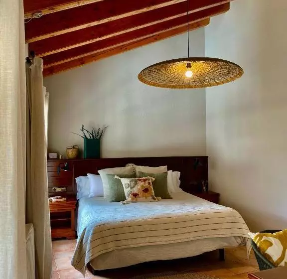 L Hotelet D Estamariu Cal Teixidor