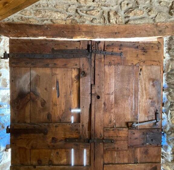 L Hotelet D Estamariu Cal Teixidor