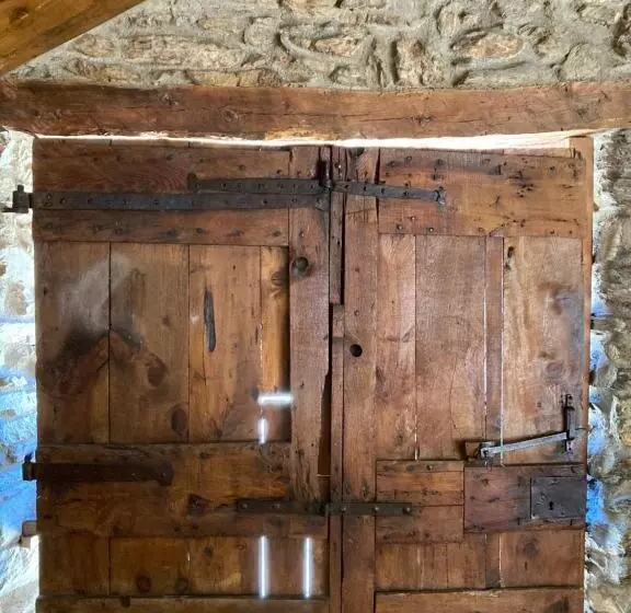 L Hotelet D Estamariu Cal Teixidor