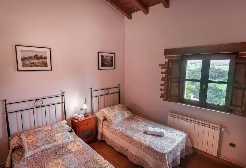 La Casa De Bustantegua