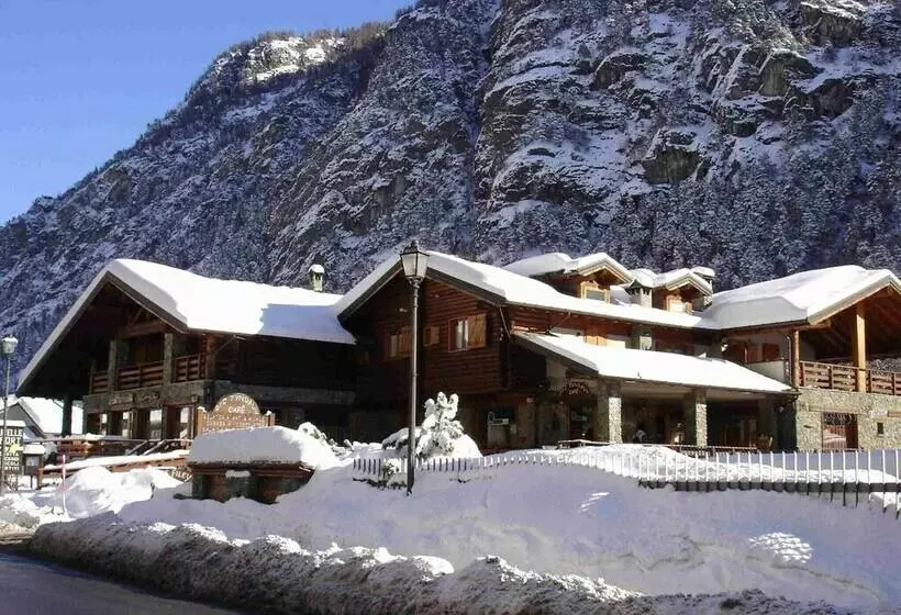 Modern Apartment In Antey