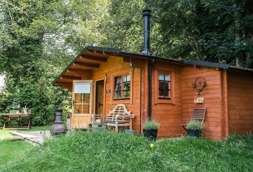 Punch Tree Lodge For Couples, Wood Burning Hot Tub