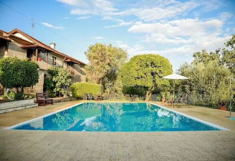 Rustic House With Swimming Pool, Vieira Minho By Izibookings