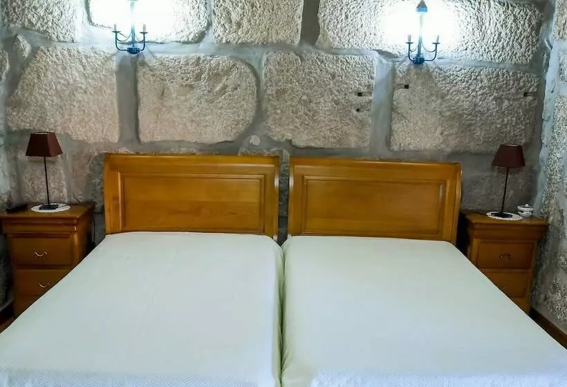 Rustic House With Swimming Pool, Vieira Minho By Izibookings