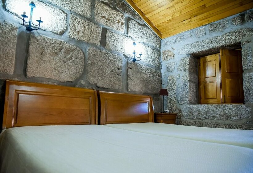 Rustic House With Swimming Pool, Vieira Minho By Izibookings