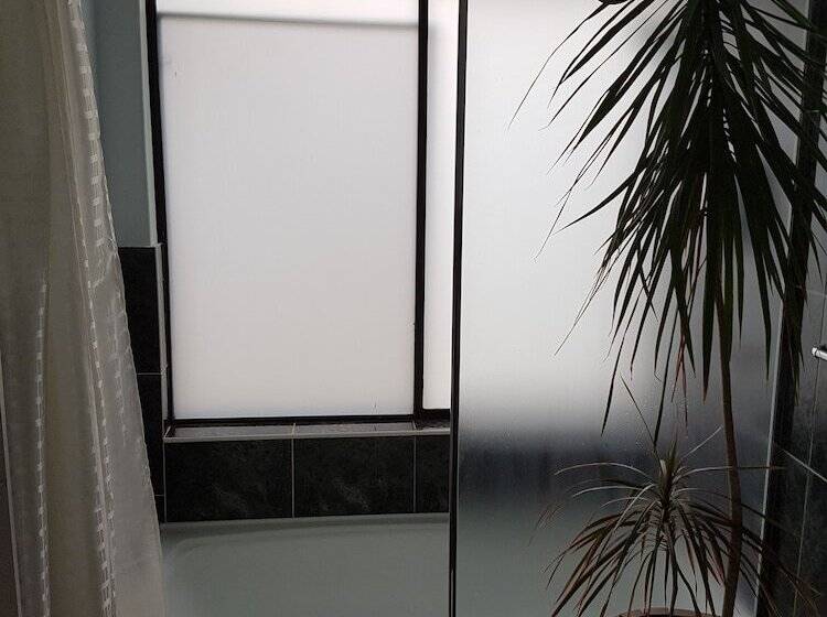 مبيت وإفطار Ocean Reef Homestay