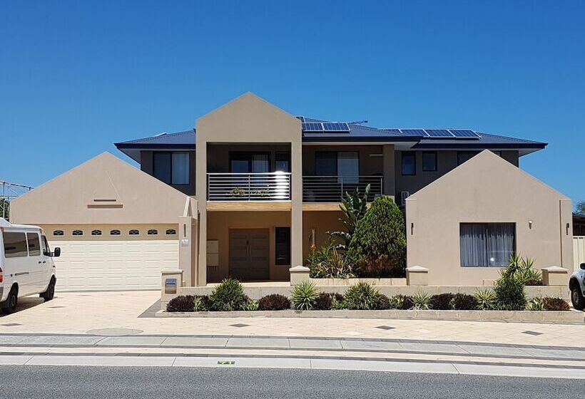 مبيت وإفطار Ocean Reef Homestay