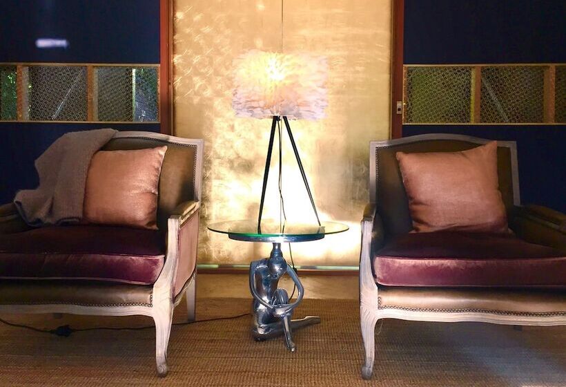 Georgie's Boutique B&b