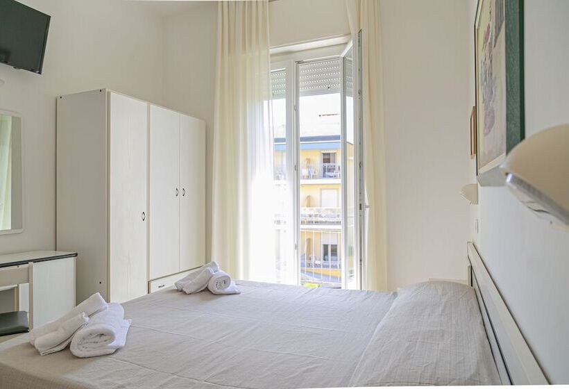 בית מלון כפרי Royal Inn