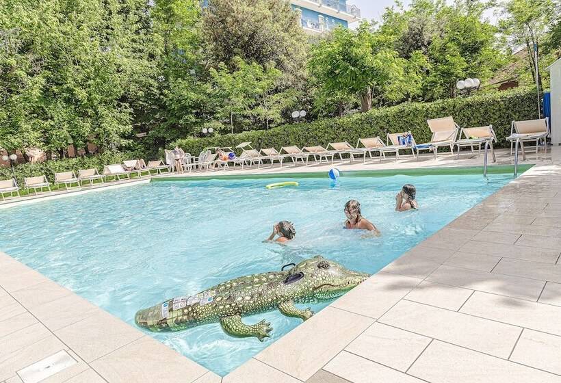 בית מלון כפרי Royal Inn