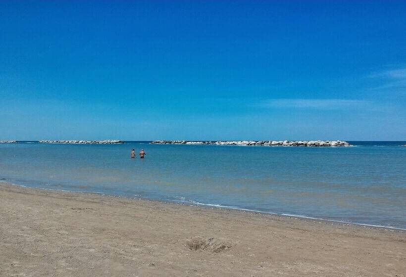 בית מלון כפרי Royal Inn