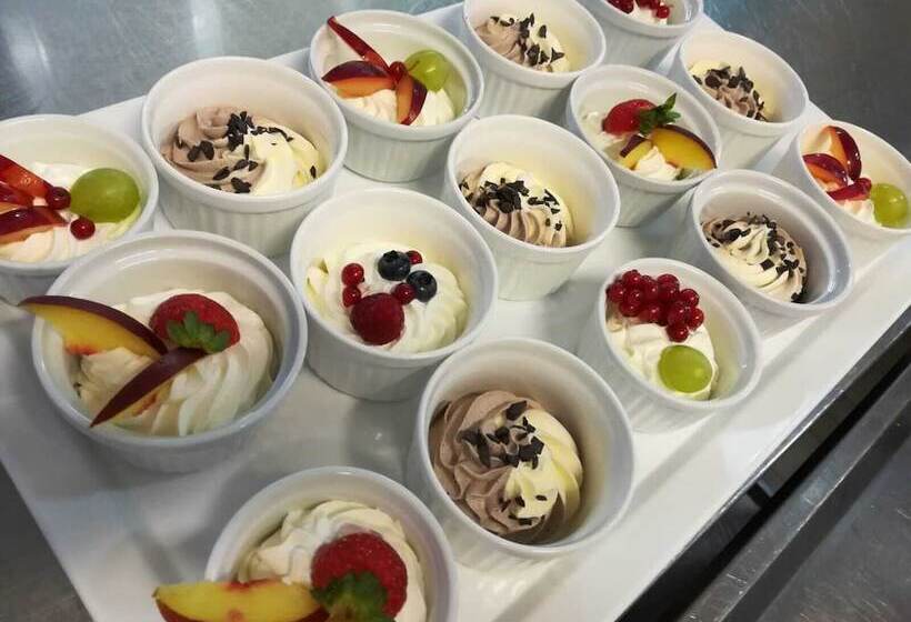 בית מלון כפרי Royal Inn