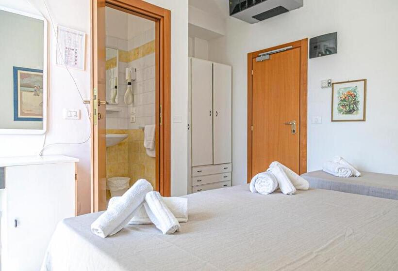 בית מלון כפרי Royal Inn